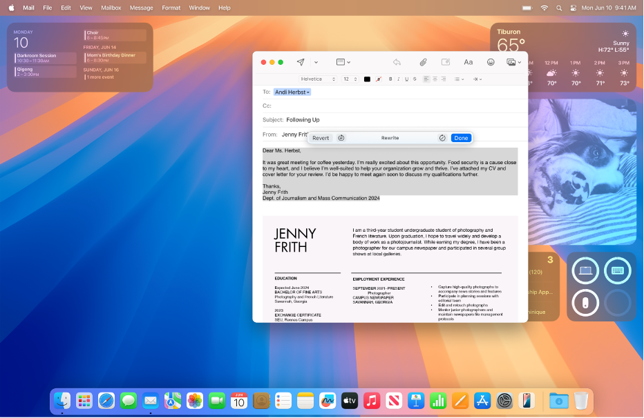 Mac masaüstü, açık bir e-posta bulunan Mail penceresini gösteriyor. E-postadaki metin seçili ve en üstte geri dön ve yeniden yaz düğmelerini gösteriyor.