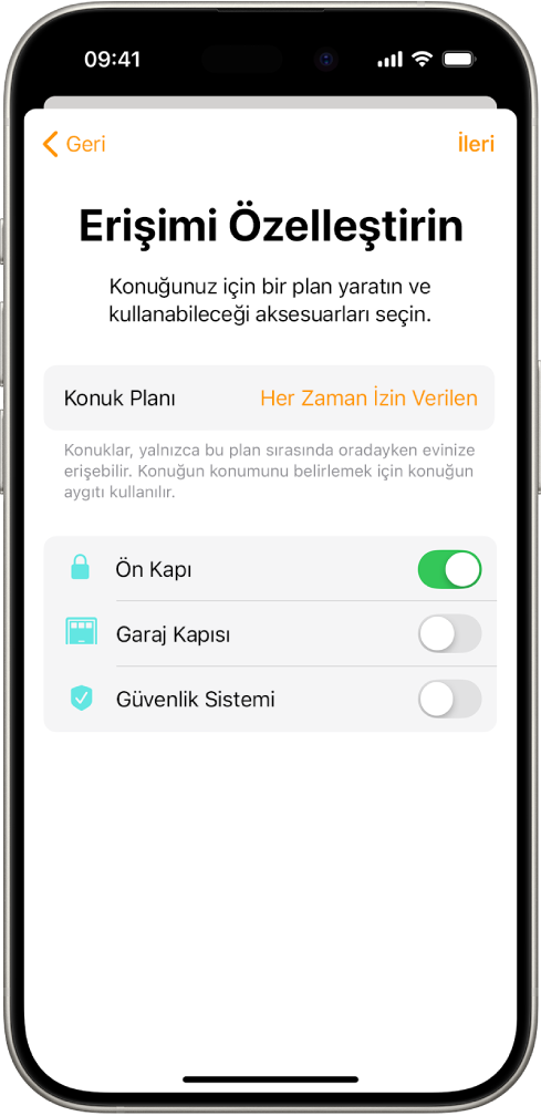 Ev uygulamasında Erişimi Özelleştir ekranı. Ekranın en üstünde Konuk Planı, bunun altında konuğun erişip erişemeyeceği aksesuarlar yer alıyor.